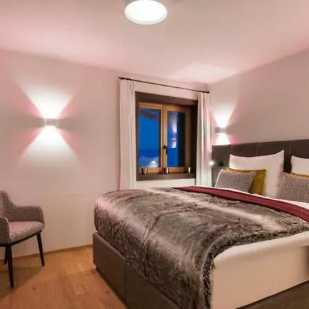 Apartman 4br Brand-new Modern *